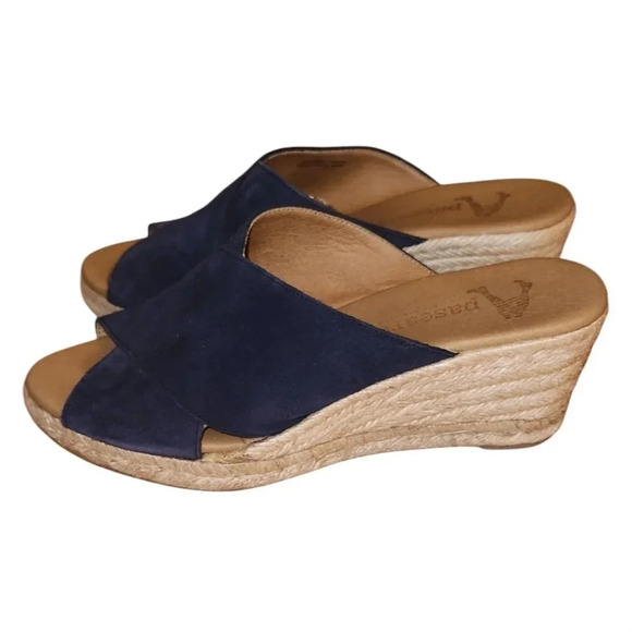 Vintage Shoes - Vintage Suede Leather Wedge Sandals